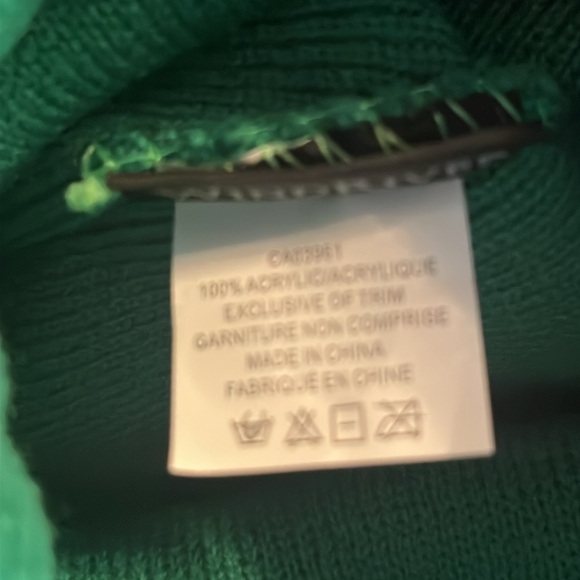 NWT Pug Christmas Toque - Picture 4 of 7